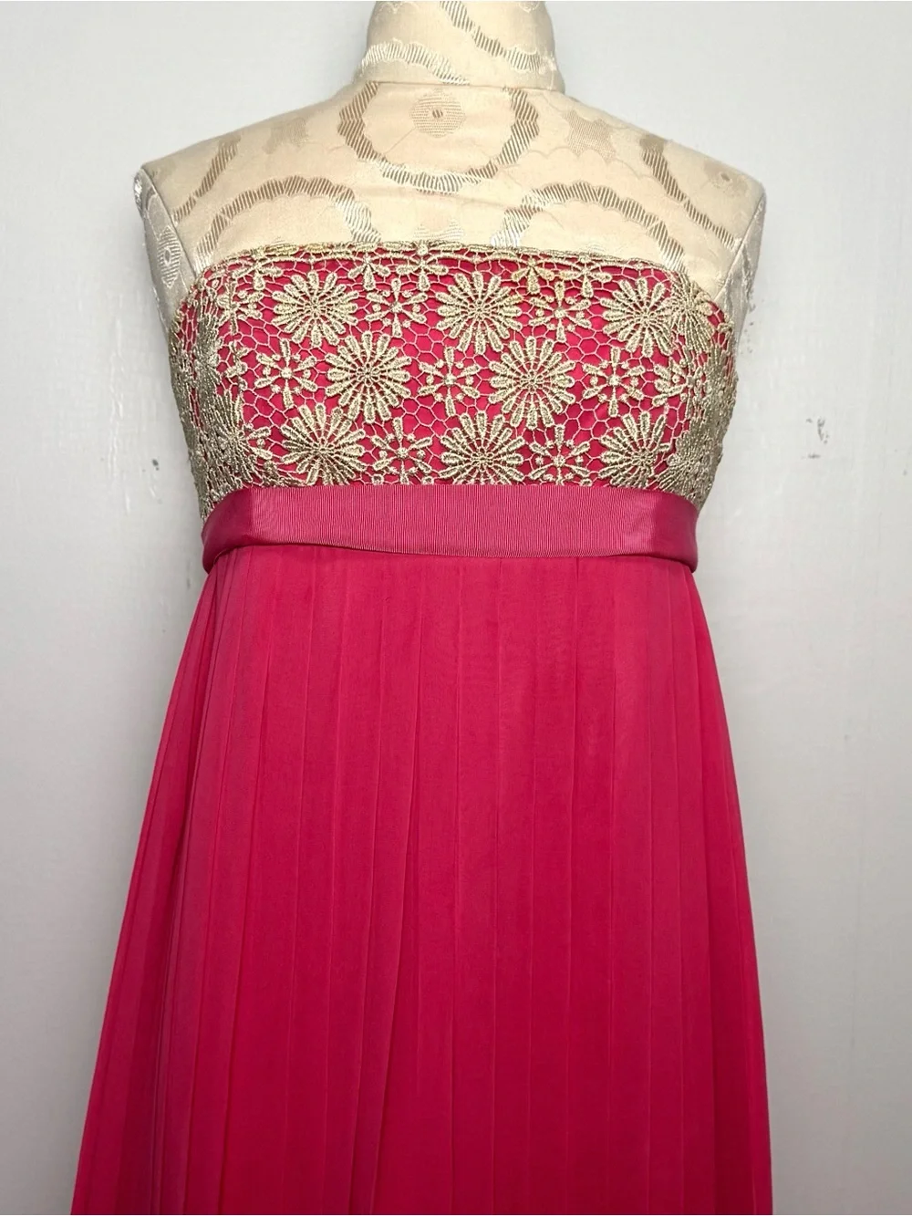 Lilly Pulitzer Pink Pleated Strapless Gold Lace Formal Gown Sz S - Picture 3 of 16